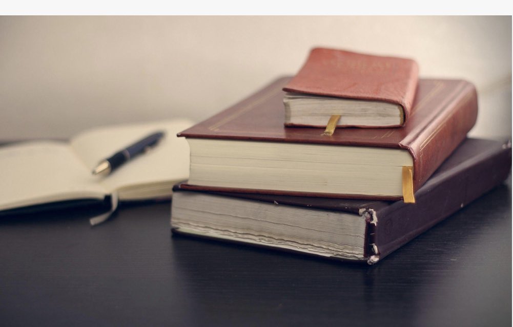 *Author Visit this FRIfor 6th Grade! *

Crone will host Christina Soontornvat, an award-winning author, engineer, and STEM educator on Friday, Sept 9th, to talk about her writing process. 
pre-purchase a copy of The Tryout via PushCoin by Sept. 8th.