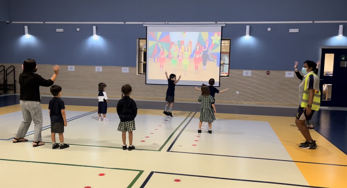 ReptonADJrSport's tweet image. Miss Anju leading our Morning Care at Rose Campus ⭐️ #morningcare #movement #morningmove #starttheday #activeday #peteacher #swimteacher #pe #peteam #active #starjumps @ReptonADFS2 @ReptonADFS1