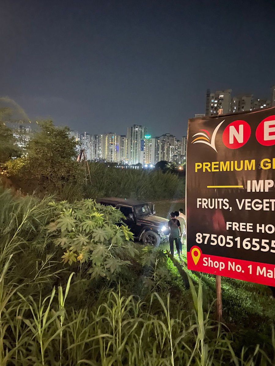 FlatOwnersEGG's tweet image. @dmgbnagar @PMOIndia @CMOfficeUP There is a big question on planning ? it’s been several years since acquisition is pending, whereas rest of the land owner has already handed over their lands. Does no one has authority to acquire ? because of one others shall not suffer.