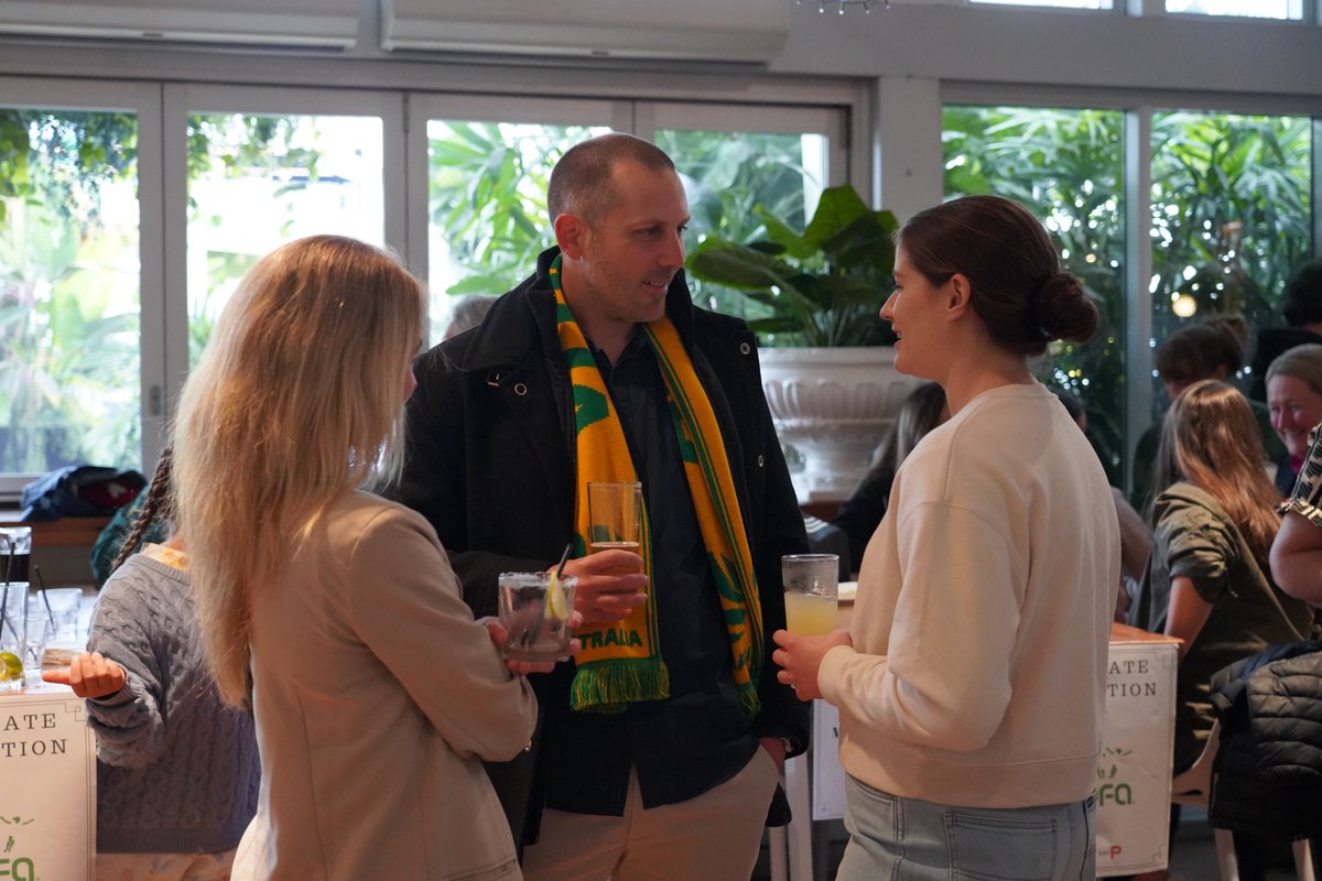 thepfa's tweet photo. The past two @TheMatildas fixtures in Brisbane and Sydney provided the perfect opportunity for members of our #PastPlayersProgram, @MatildasAlumni, @thepfa staff and A-League players to catch up, reconnect and enjoy the @TheMatildas in action ๐ค
#SupportingThePlayers https://t.co/pCHxqjL4rm
