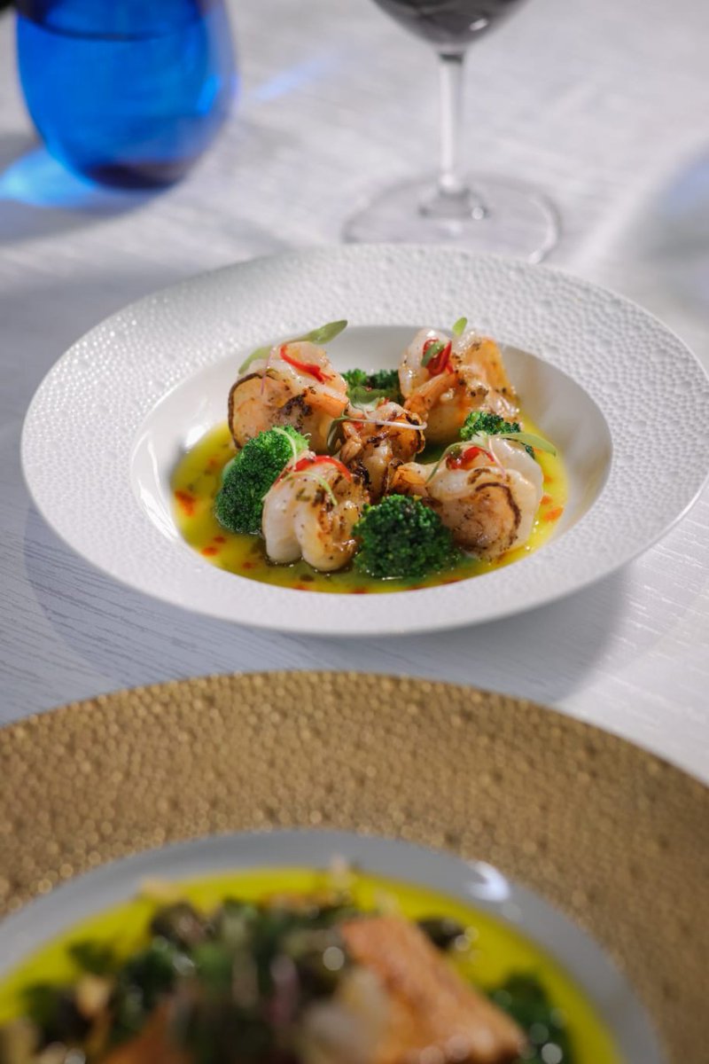 Lodhidelhi's tweet photo. Palate-pleasing culinary artistry.

Renowned Chef @adrianobaldassarrecuoco showcases the art of Italian fine dining with traditional classics and reimagined gourmet renditions at Perbacco.

#TheLodhi #LeadingHotelsoftheWorld #TheLodhiMoments https://t.co/ARKw9O1vQU