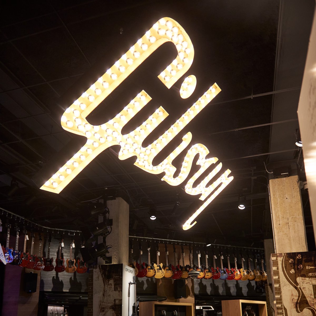 Gibson Garage tweet media