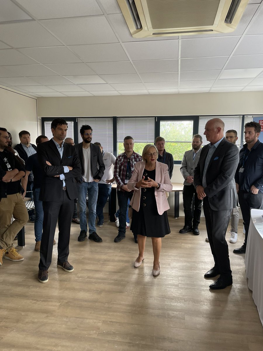 #inauguration « Je suis ravie de voir une entreprise dynamique comme <a href="/GroupeSII/">Groupe SII</a> s’installer dans ma circonscription ! Je vous souhaite bcp de réussite » <a href="/Vidal7602/">Annie Vidal</a> @SII_IDF
