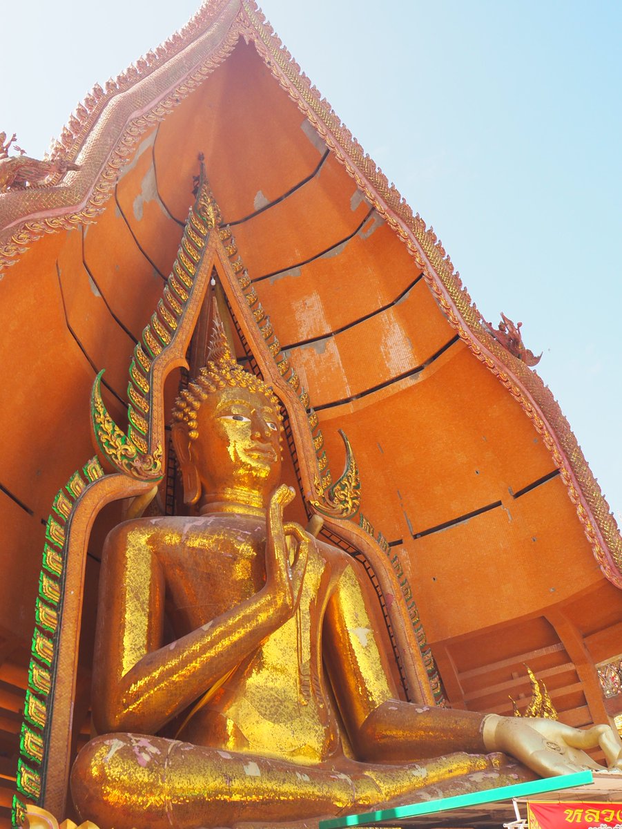 RandomAsia's tweet photo. A must visit Buddhist Temple if you are in Kanchanaburi 🚗🌳🌲🥾✨📷🍃 1 day trip only 546 Baht
More details: https://t.co/Rj937EYZnd
#randomtravelasia #thailand #hotspring #kanchanaburi #nature #river #temple #cave #tigercave #Watthamsuea https://t.co/QuMrTaNGM5