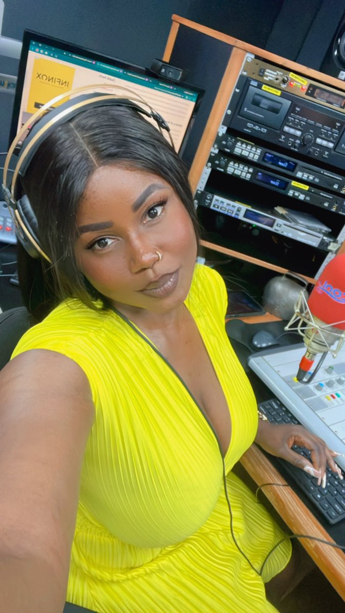 HoneyOjukwu's tweet photo. Gorgeous Radio Presenter. https://t.co/pvitunjMau