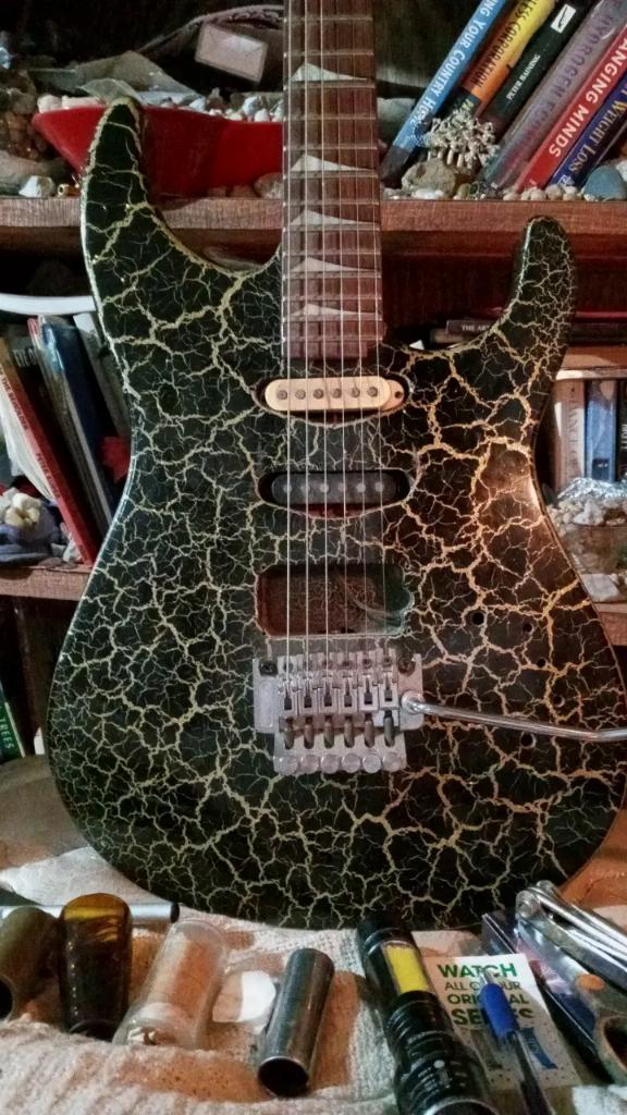 Thefenderblues's tweet photo. This is a cool guitar of mine. It looks out of this world #electric #guitar #electricguitar #blues #music #design #cooldesign #oneofakind #3D #paintjob #finish #masterpiece
#graphics #whatcoloristhat #Coolguitar #coolpaint https://t.co/VULmkwsnTv