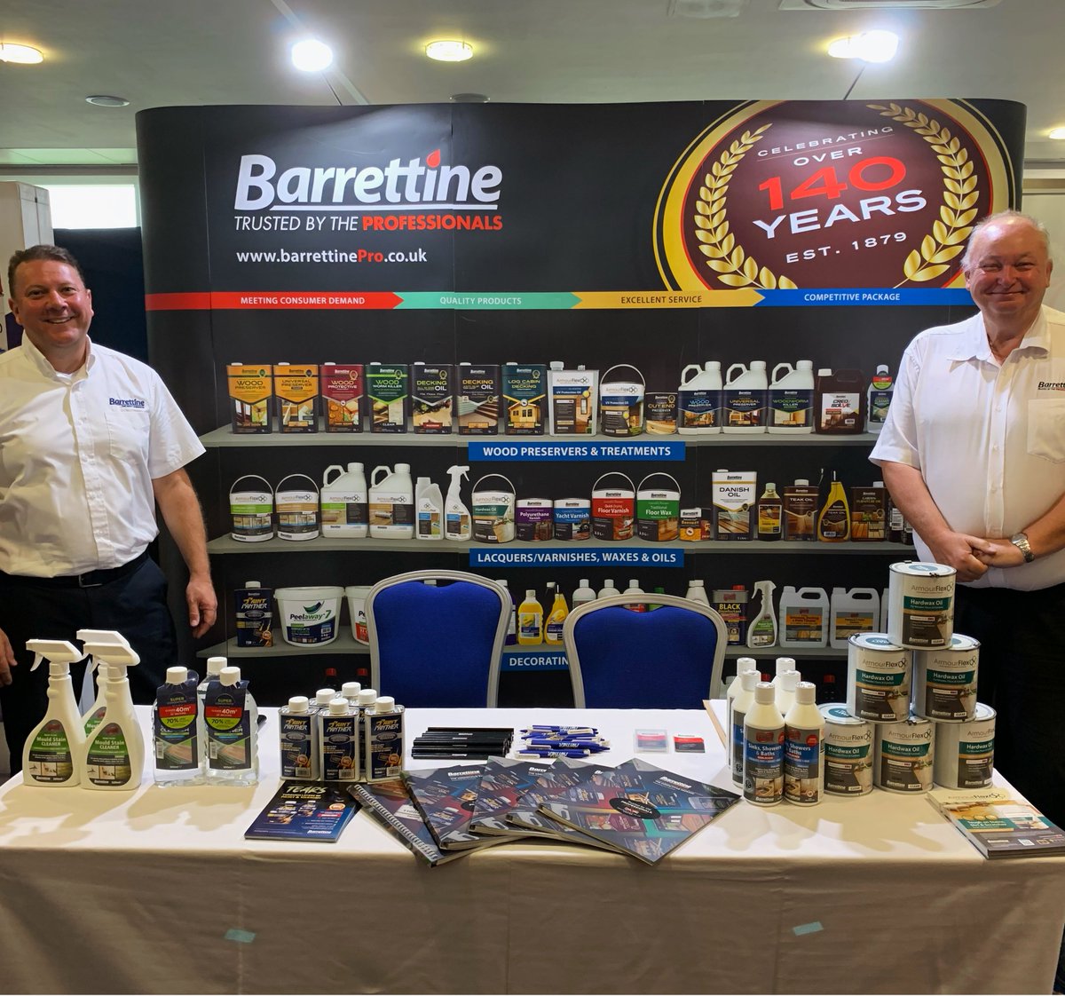 BarrettineP's tweet photo. The team supporting one of our key wholesale partners, Decco at their trade show at York Racecourse today.

Customers can see our new Armourflex Hardwax Oil, along with established favourites like Super Fast Paint Panther paint &amp; varnish remover and Decking Cleaner 👍 https://t.co/NxlxV8esmW