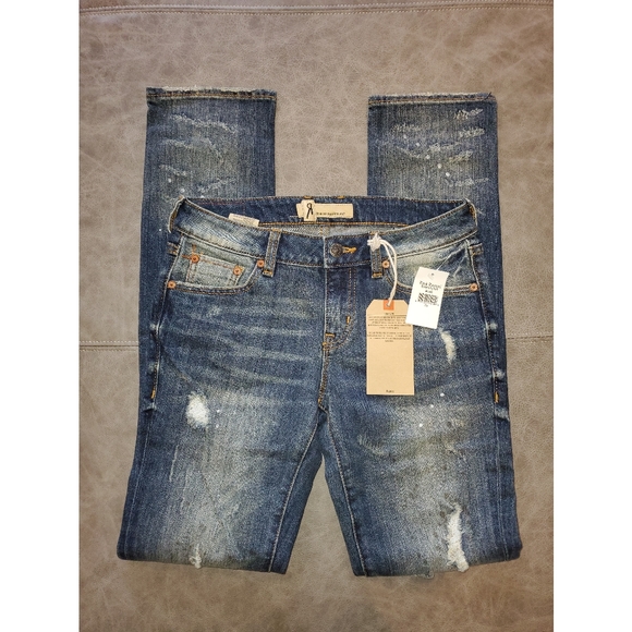 RubymoraJams's tweet photo. So good I had to share! Check out all the items I'm loving on @Poshmarkapp #poshmark #fashion #style #shopmycloset #rockrevival: https://t.co/FRzNv8hQdL https://t.co/Y0QLL8VnpL
