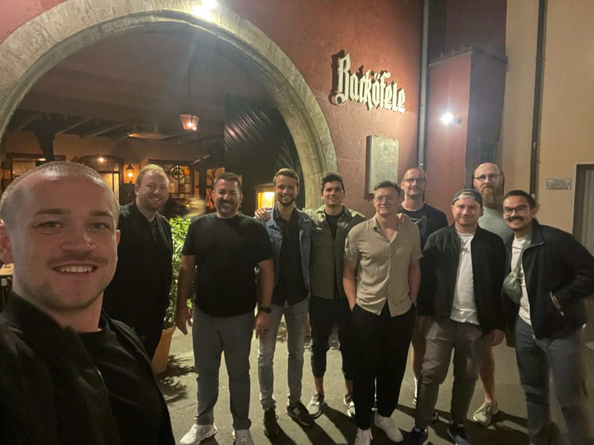 🙌 What an eventful and exciting week for the whole #Team. Thomas M. DellaCroce - VP of Sales and #Business #Development - North America visited us for the first time in our company Headquarters in #Würzburg.

#carsubscripton #automotive #dealership #dealershiplife #mobility #usa