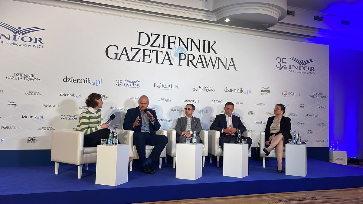 Izba POLMED (@izba_polmed) on Twitter photo ❔Jak mądrze inwestować w innowacje?
❕Na ten temat rozmawiamy w <a href="/DGPrawna/">Dziennik Gazeta Prawna</a>. Relacja z tych rozmów już wkrótce… <a href="/ArkadiuszGrdko1/">Arkadiusz Grądkowski</a> <a href="/JJFedorowski/">Jaroslaw J. Fedorowski</a> <a href="/elbanowski/">Paweł Elbanowski</a> <a href="/Economic_Forum_/">Forum Ekonomiczne</a> ❔Jak mądrze inwestować w innowacje?
❕Na ten temat rozmawiamy w <a href="/DGPrawna/">Dziennik Gazeta Prawna</a>. Relacja z tych rozmów już wkrótce… <a href="/ArkadiuszGrdko1/">Arkadiusz Grądkowski</a> <a href="/JJFedorowski/">Jaroslaw J. Fedorowski</a> <a href="/elbanowski/">Paweł Elbanowski</a> <a href="/Economic_Forum_/">Forum Ekonomiczne</a>