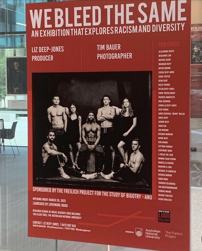 LizDeepJones's tweet image. ⁦@sydneyswans⁩ legend ⁦⁦@MickOLoughlin⁩ checking out our WeBleedTheSame #exhibition combating racism ⁦@ourANU⁩ which he’s also featured in.He’s creating pathways for #Indigenous youth ⁦@GOFoundationAU⁩ An inspiration!🙏🏽MickyO ⁦@canberratimes⁩ ❤️