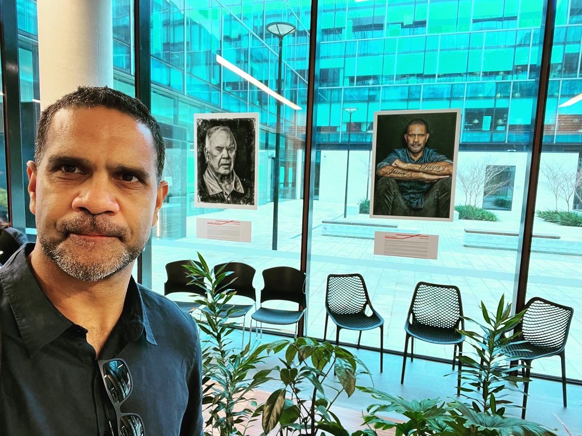 LizDeepJones's tweet image. ⁦@sydneyswans⁩ legend ⁦⁦@MickOLoughlin⁩ checking out our WeBleedTheSame #exhibition combating racism ⁦@ourANU⁩ which he’s also featured in.He’s creating pathways for #Indigenous youth ⁦@GOFoundationAU⁩ An inspiration!🙏🏽MickyO ⁦@canberratimes⁩ ❤️