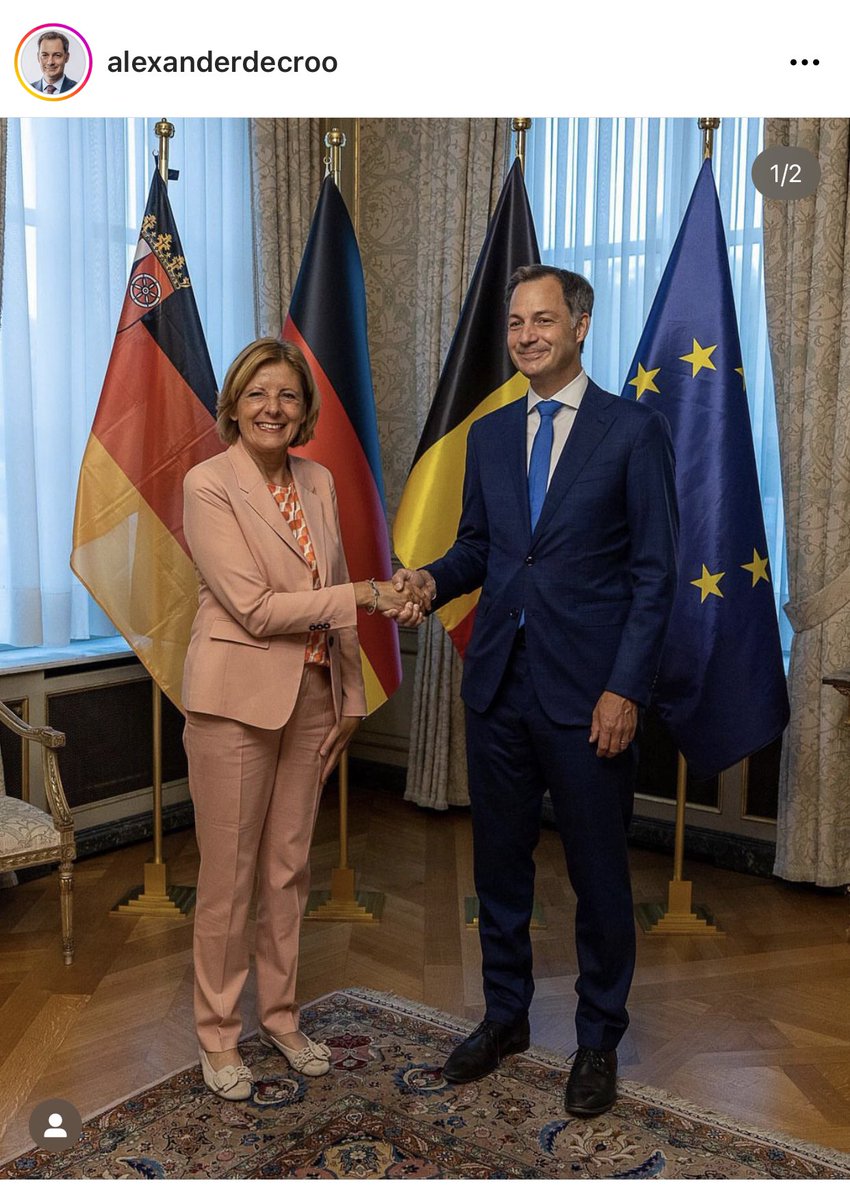 Ostbelgistan's tweet image. #Malu Dreyer###Alexander de Croo##is en mijn thuisland##Vaccinatie##Dummheit##dauergrinsen##mainz##Rheinland-Pfalz##Duitsland##not my primeminister##fanatics##