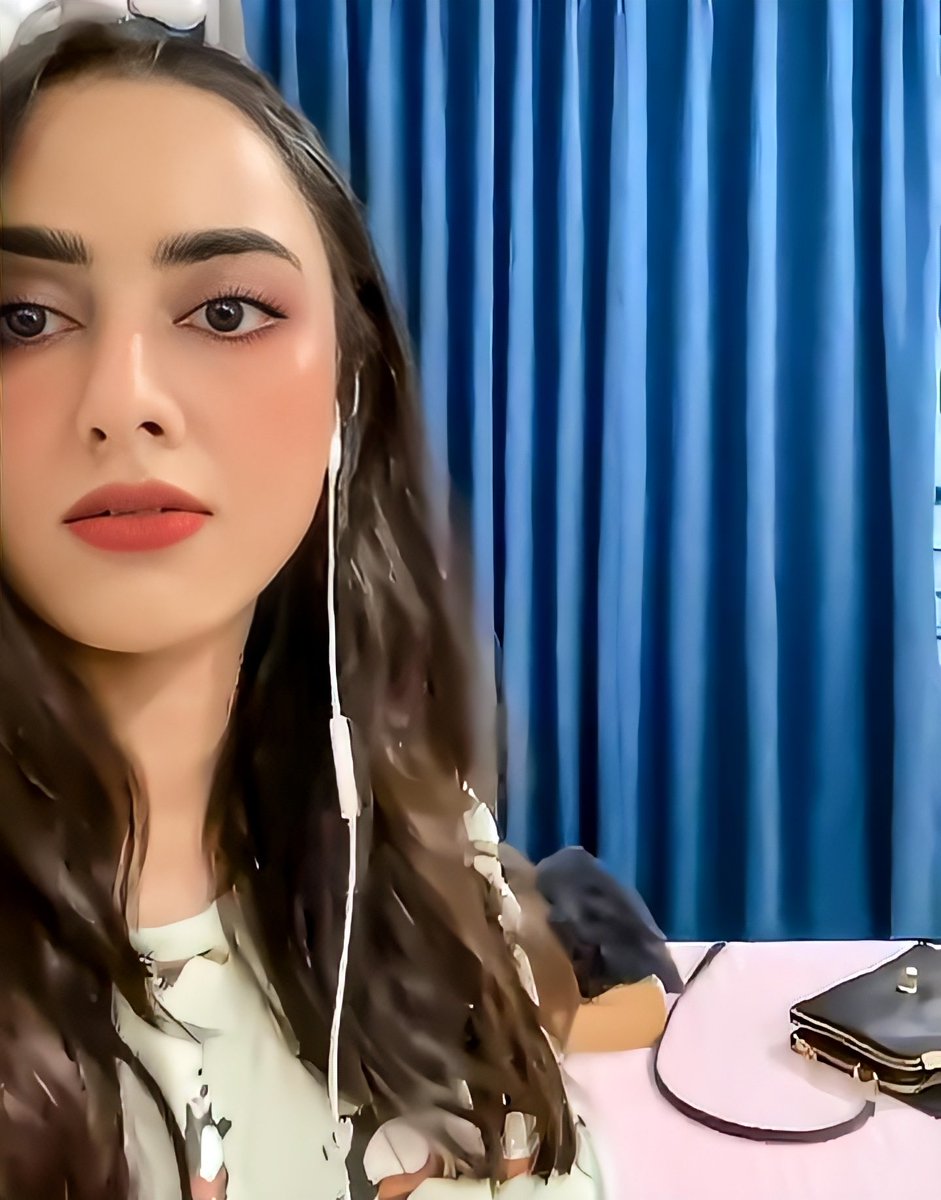 SakshmaC's tweet photo. Loviiee♥︎
@SakshmaSr https://t.co/5s6EJ1XxQz