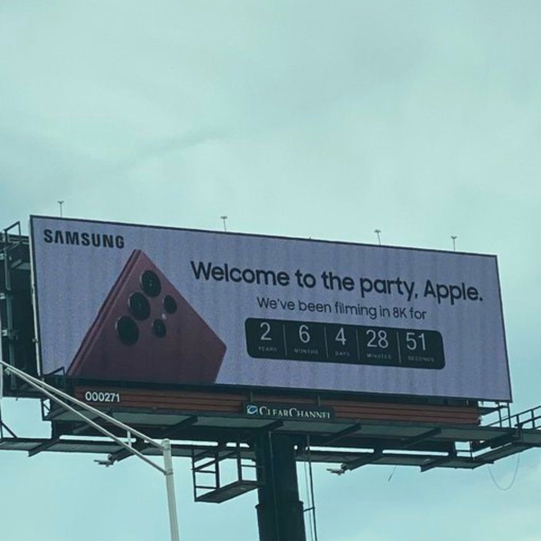 #Samsung marketing for #AppleEvent with a twist🔥

 #iPhone14Pro #Apple
