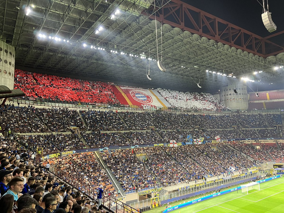 juanbudiman's tweet photo. Bayern Munich away at San Siro. 
Different level. 
#UCL22 https://t.co/YkPhBd8ZIr