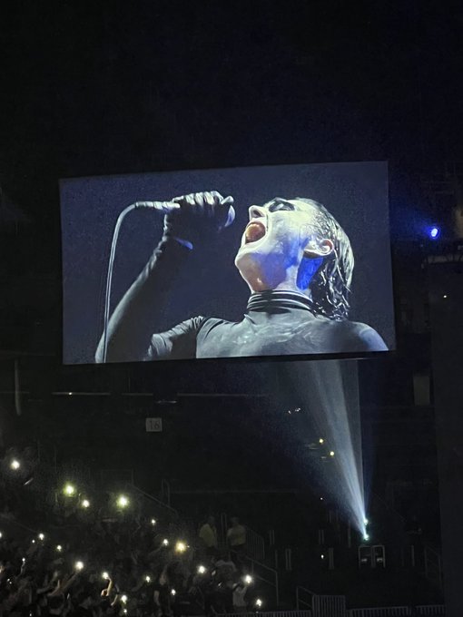 Tonight was incredible 🖤🖤🖤 @MCRofficial https://t.co/j3VAIZ2a8w<a class="tags" target="_blank" title="On Twitter" href="/?out=eyJ0eXAiOiJKV1QiLCJhbGciOiJIUzUxMiJ9.eyJpYXQiOjE3MjQ5MDM3OTYsImlzcyI6InR3cG9ybnN0YXJzLmNvbSIsIm5iZiI6MTcyNDkwMzc5NiwiZXhwIjoxNzU2NDM5Nzk2LCJyZWRpcmVjdF91cmwiOiJodHRwczovL3R3aXR0ZXIuY29tL01DUm9mZmljaWFsIn0.stPh-6xj5YFsq8Q36yMR_uN7VPna3Aa5_It8sA_IaTtr7bYIEuLyXNq_dhX29WuP1_tLM7iTvA9e09NSYU3o-w">@MCRofficial</a><a href="/tag/comingoutday"class="tags"><span>#comingoutday</span></a>