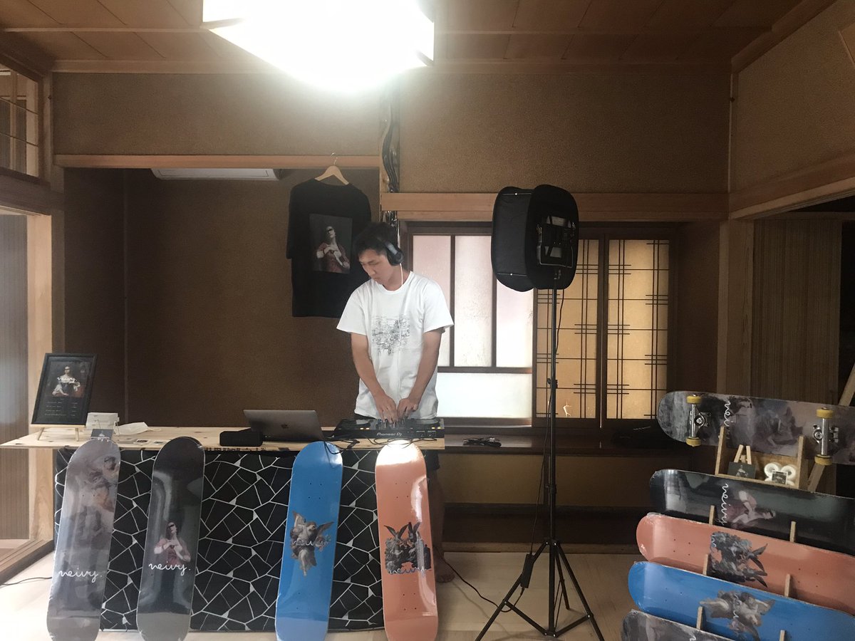 住んでる宿で明日からイベントが始まるようです。

instagram.com/p/ChUQ57JLrB6/…