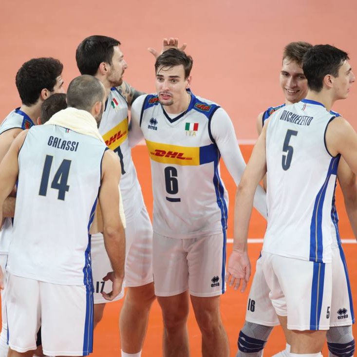 Federvolley's tweet photo. #MWCH2022 🏆 
L'Italia 🇮🇹  in semifinale trova la Slovenia🇸🇮

 ▶️La news: https://t.co/zuBmJIcpkA 

#LaNazionale | @volleyballworld https://t.co/PsNo9M5KkM