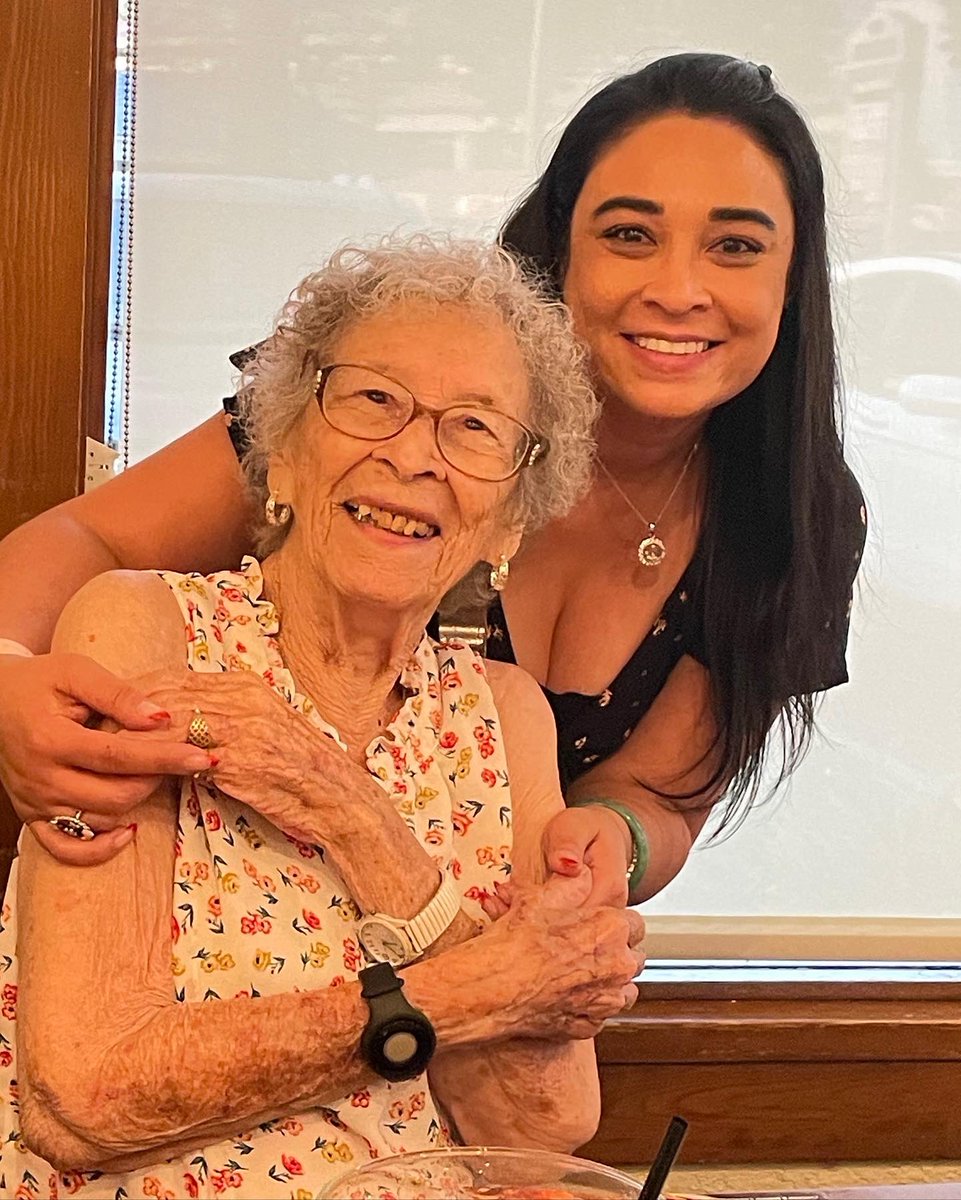 Thank you <a href="/olivegarden/">Olive Garden</a> for my Nana and making her #98 Birthday special!!!