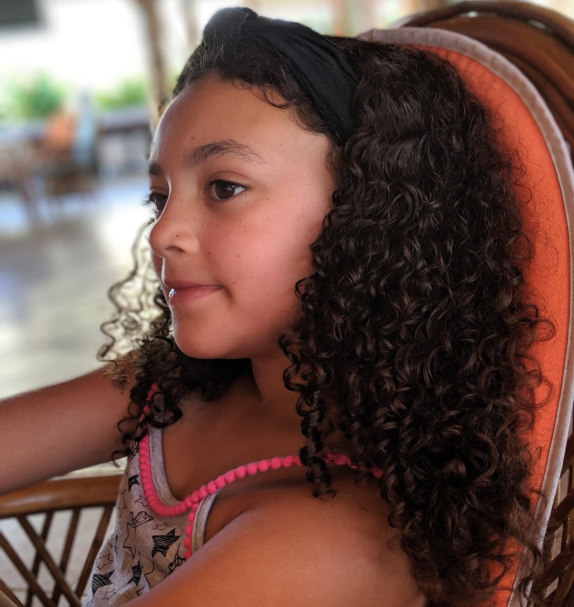 YLvsCancer's tweet photo. “She started crying, asking whether she was going to die.” Children with cancer ask the toughest questions. Aurora was diagnosed with cancer at only eight years old and, after various rounds of treatment, she sadly died at home last year with her family around her.   #CCAM https://t.co/33g2DvYfjn