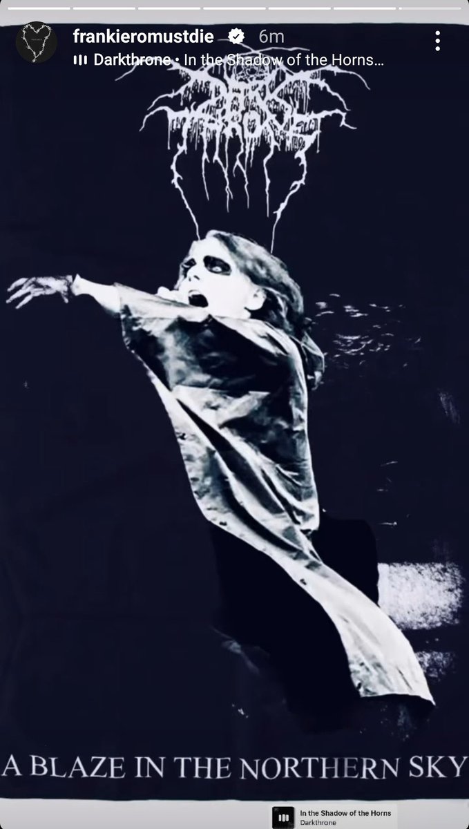 dem0lovers's tweet photo. remember when frank posted edits of gerard’s makeup like three times in a row on his story like he was obsessed with that look https://t.co/nVUlmUS4pL