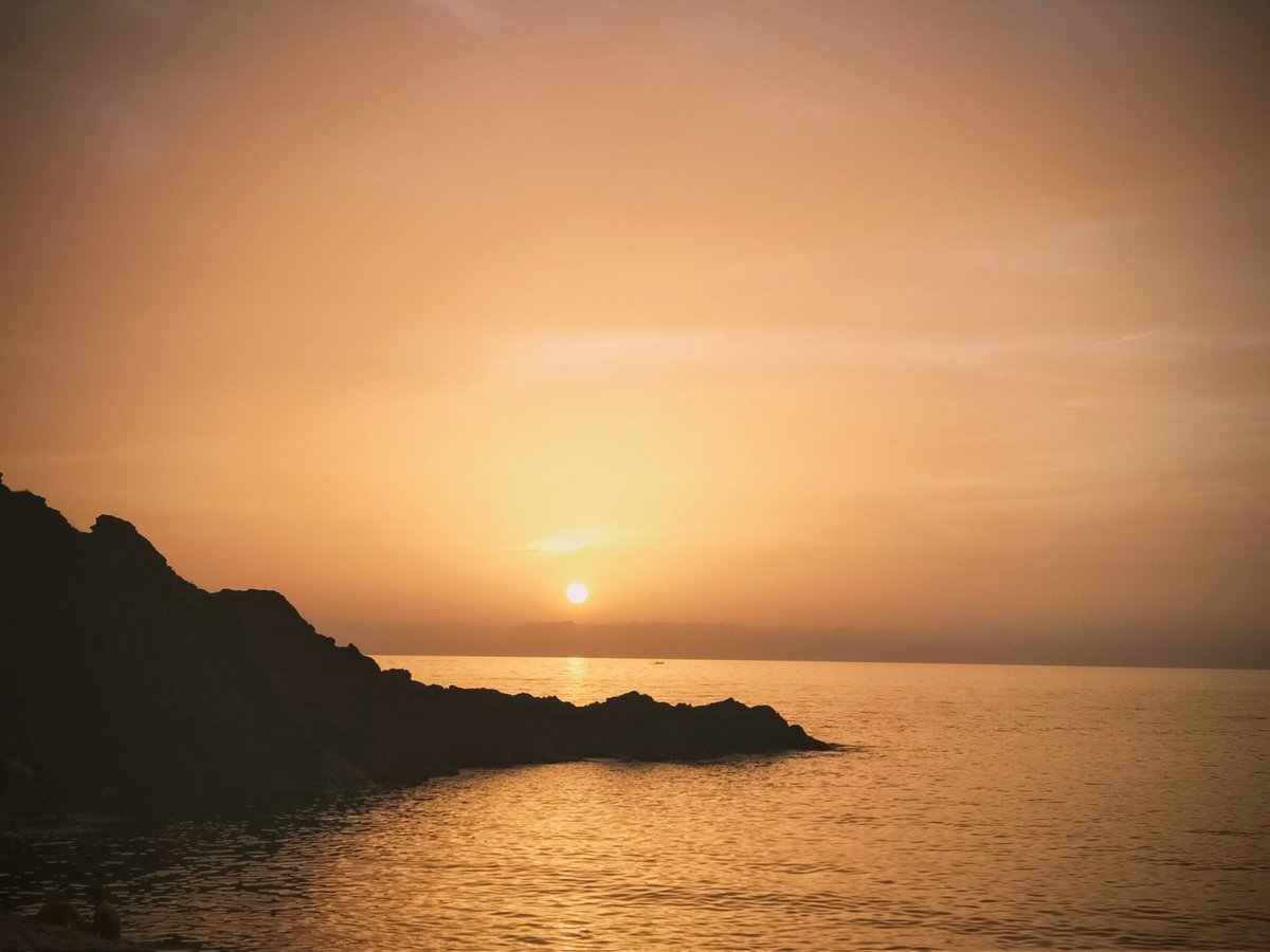 Tramonti Sardi.. Buongiorno mondo 👋☕😃📷🖼️
#Sardegna 
#Porto Alabe
#tramonti_italiani