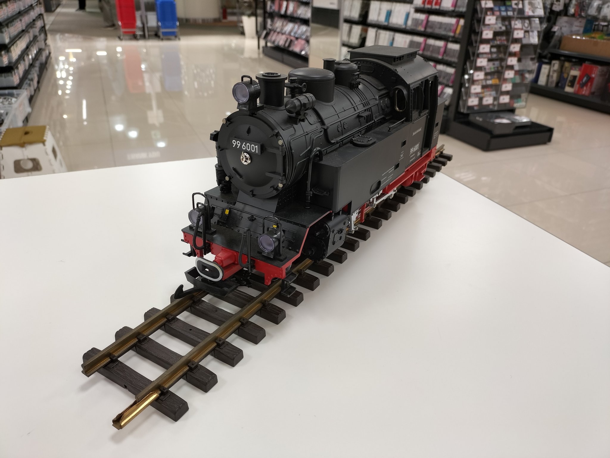 Gゲージ アトミック製ラジコン鉄道模型 欧州風蒸気機関車