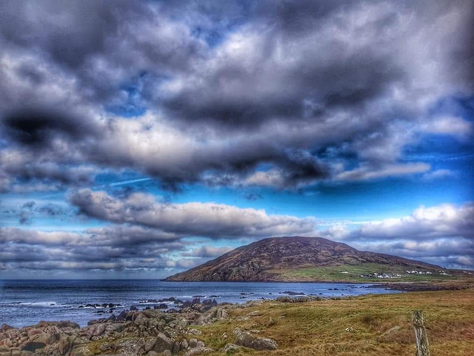Rosieekelly28's tweet photo. #LoveDonegal
#Dunaff #Urris
#StormHour https://t.co/P1oirKQCGX