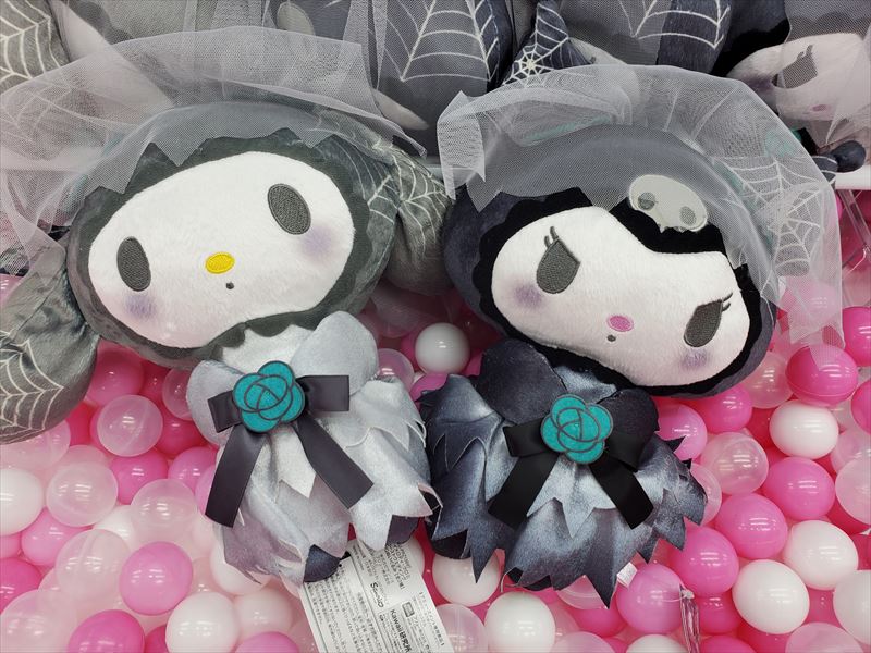 大人気の マイメロディ クロミ ゴーストウェディング BIGぬいぐるみ