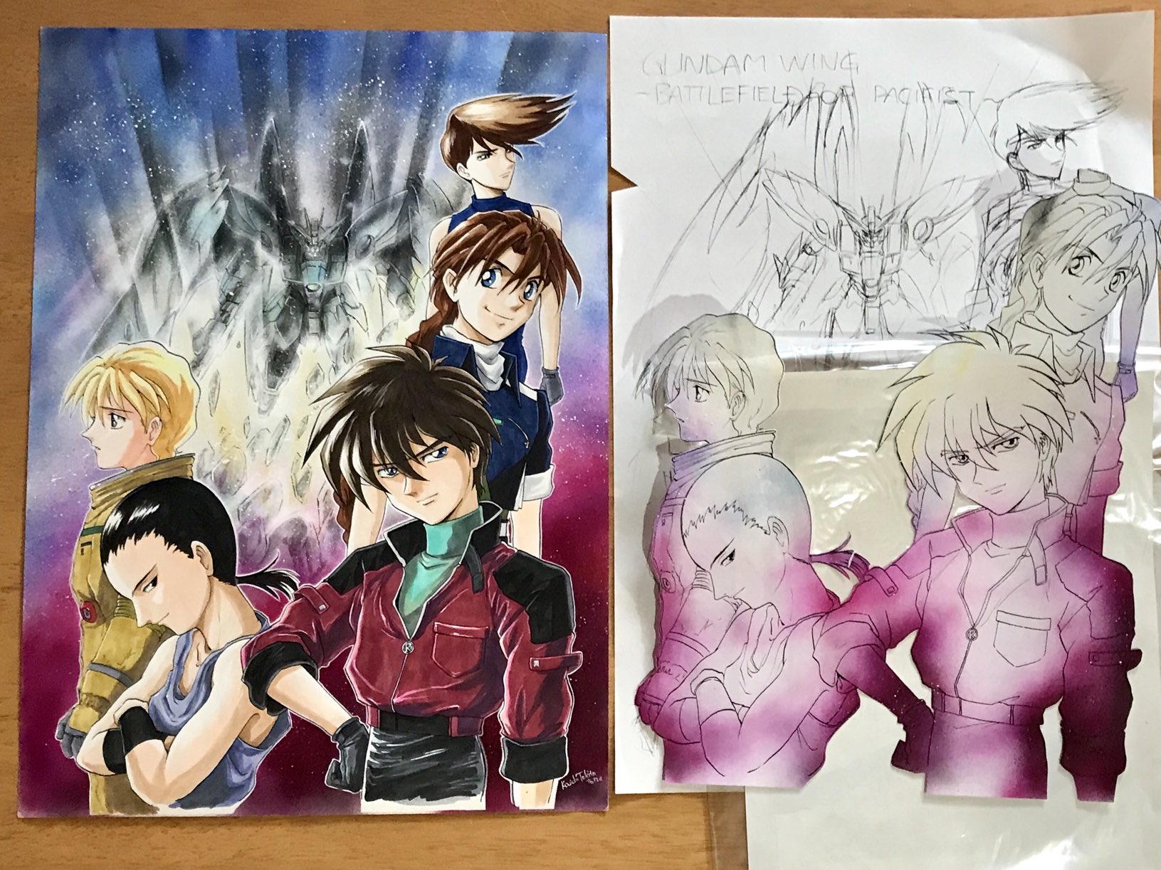 ときた洸一 新機動戦記ガンダムw Battlefield Of Pacifist のカラーイラスト 電子書籍版発売中 右は背景にエアブラシ吹く時のマスク 原画コピーを切り抜いて裏に剥がせるスプレー糊吹いた物 マスキングテープ貼って切り抜くより早いし 楽