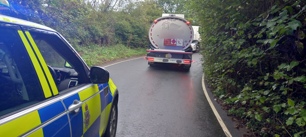Derbyshire Roads Policing Unit tweet media