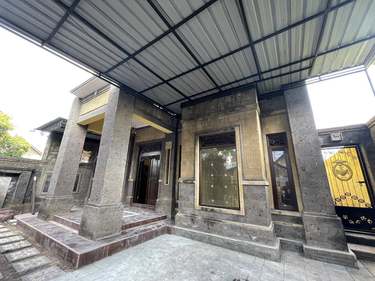 SriSukmaJS's tweet photo. Dikontrakkan rumah jl tukad balian https://t.co/zRP875rQ4f