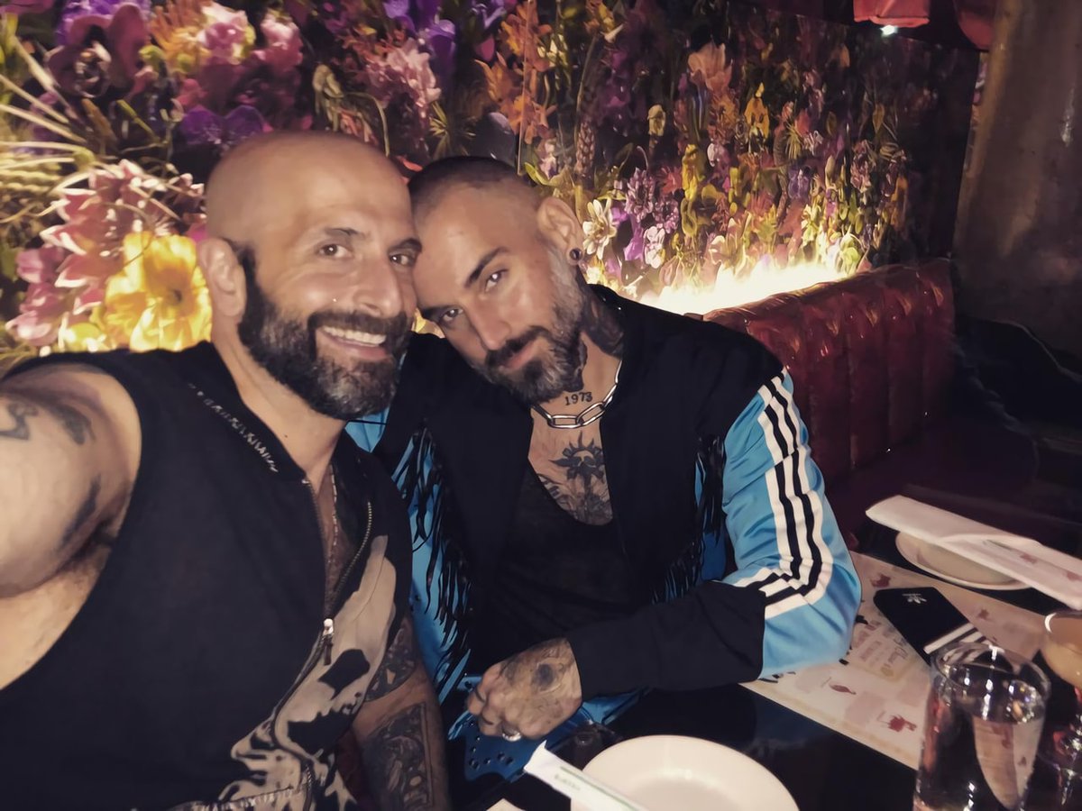 Двач on Twitter: