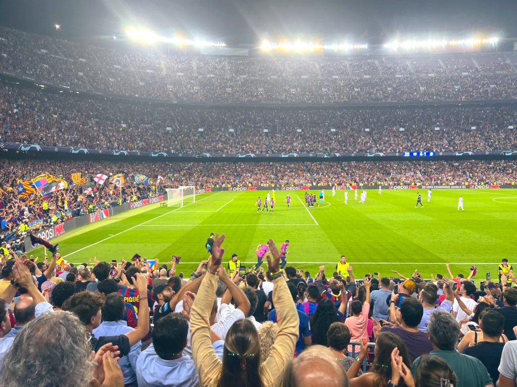 sheimoya's tweet photo. Tornar a sentir l’escalf de les nits de Champions. https://t.co/K7cNuuJcqC