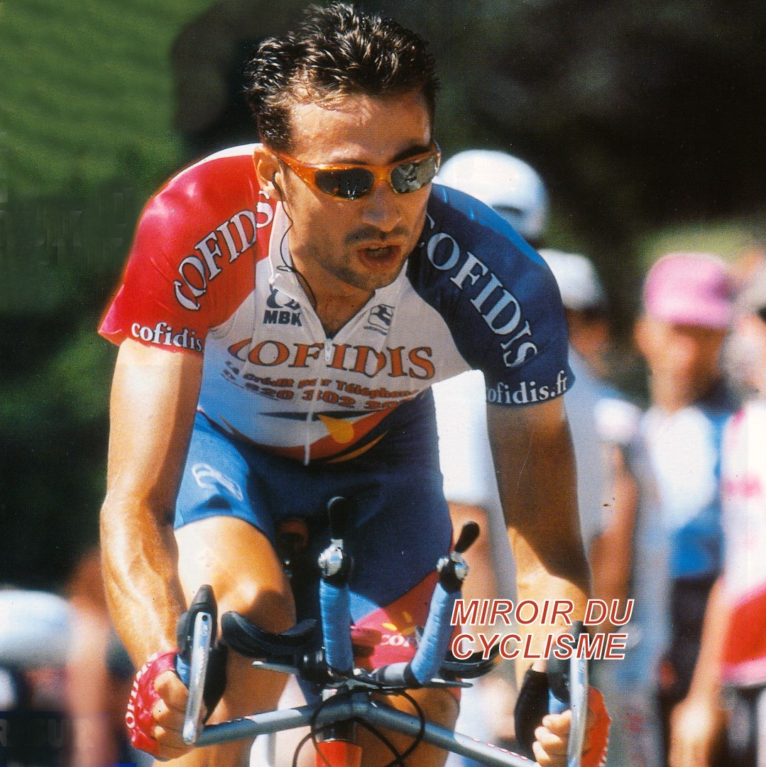 Miroir2Cyclisme's tweet photo. David Moncoutié 🇫🇷, 13ème du Tour de France 2002 et meilleur Français

David Moncoutié 🇫🇷, 13th in the 2002 Tour de France and best Frenchman

📸 Photo news
#Moncoutier #cofidis #tdf #tdf2002 #LesRP #cycling @DavidMoncoutie https://t.co/ZJGEXPlhCY