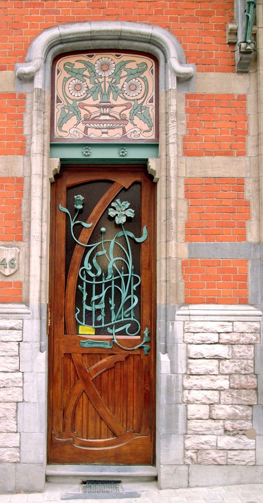 NouveauDeco's tweet photo. Art Nouveau doors from c. 1900 in Brussels, Belgium. https://t.co/WvGx09Q1vL