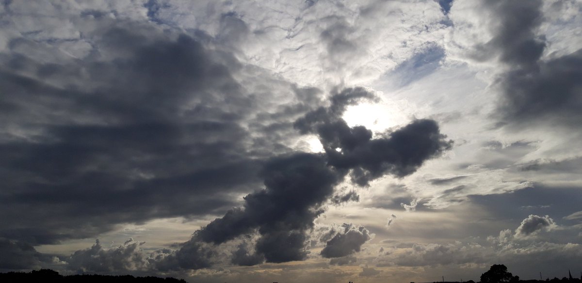 Thanks to everyone who attended out induction last night... It was smoke eventful than we planned: we weren't expecting storms to bring rain INSIDE the hall...😮😮.