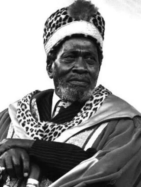 “When the missionaries arrived, the Africans had the land and the missionaries had the bible. They taught us how to pray with our eyes closed. When we opened them, they had the land and we had the Bible.” ~ Jomo Kenyatta #WakeUpAfrika ✊🏿