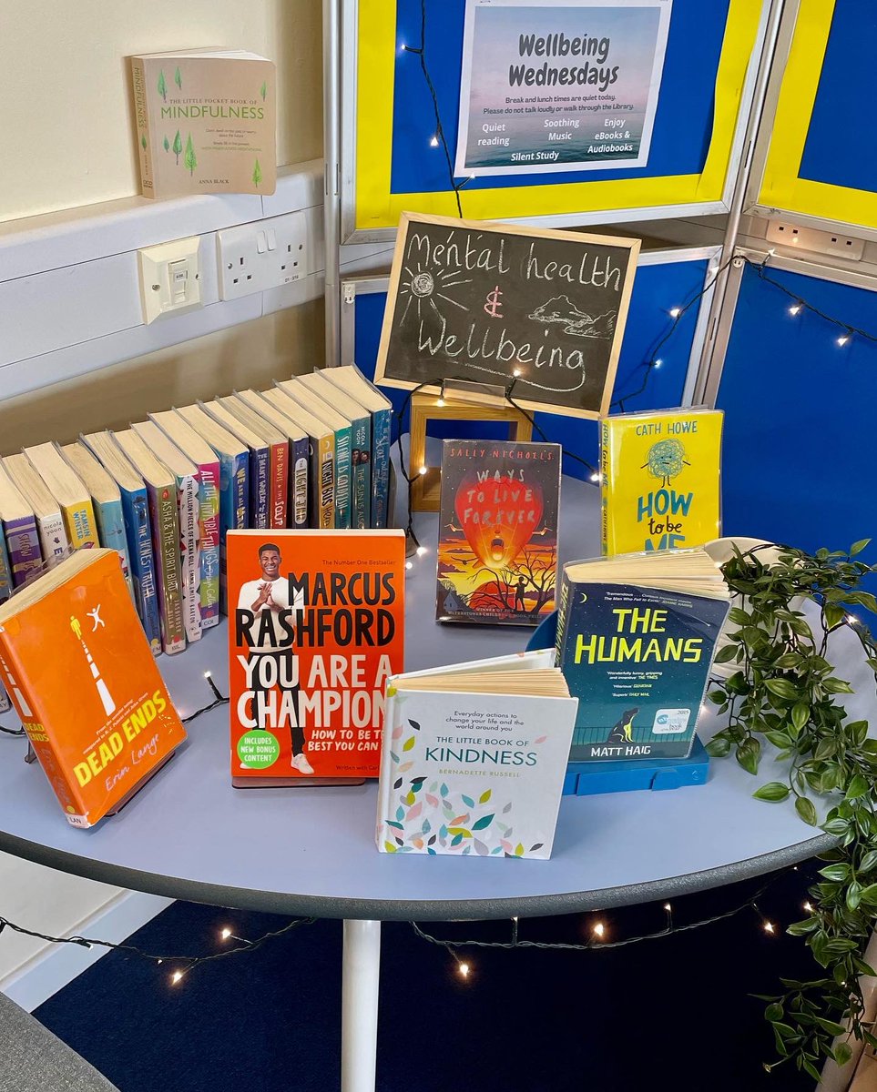 Bulmershe School Library tweet media