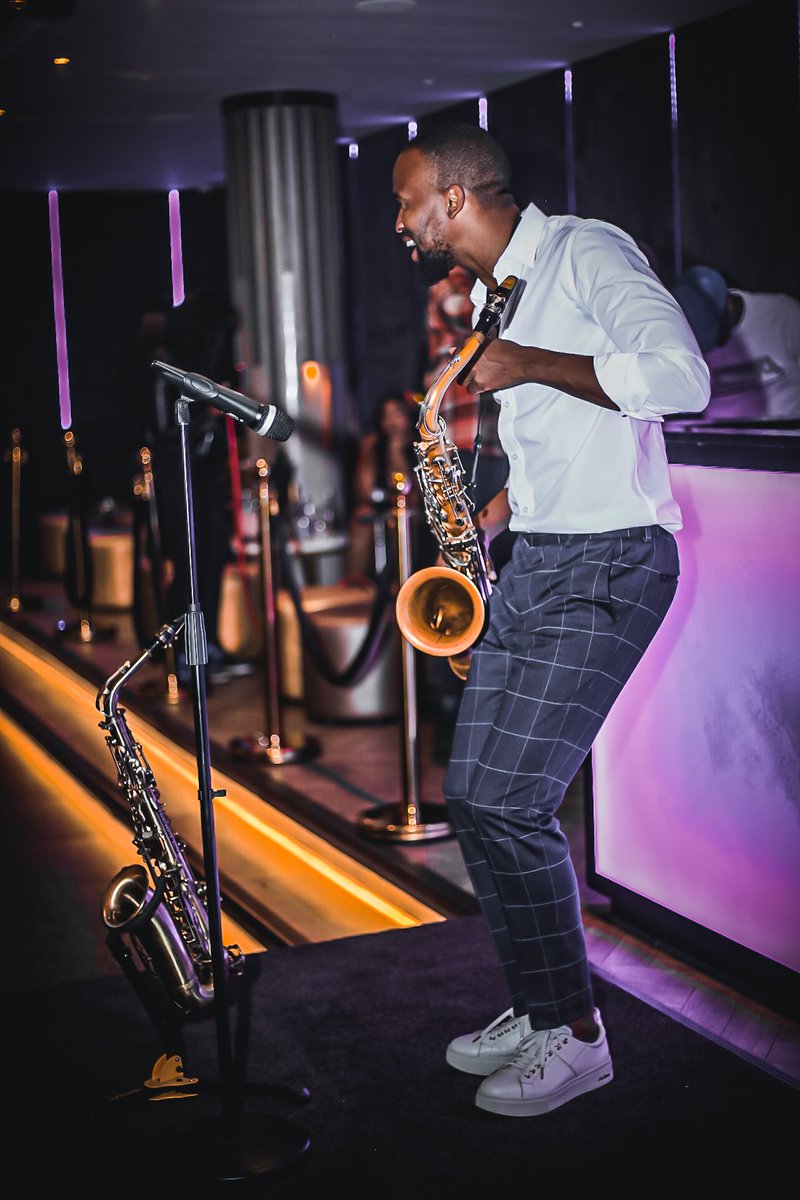 JaySaxSA_'s tweet photo. Look for the magic in every moment

#Jaysax #saxophone #artist #musicislife #performer #musician #sax #saxplayer #art #tenorsaxophone #saxophonist #berglasen #whitesunninghill 

📸 @GeeSnaps https://t.co/Z6J5oFQJ1r