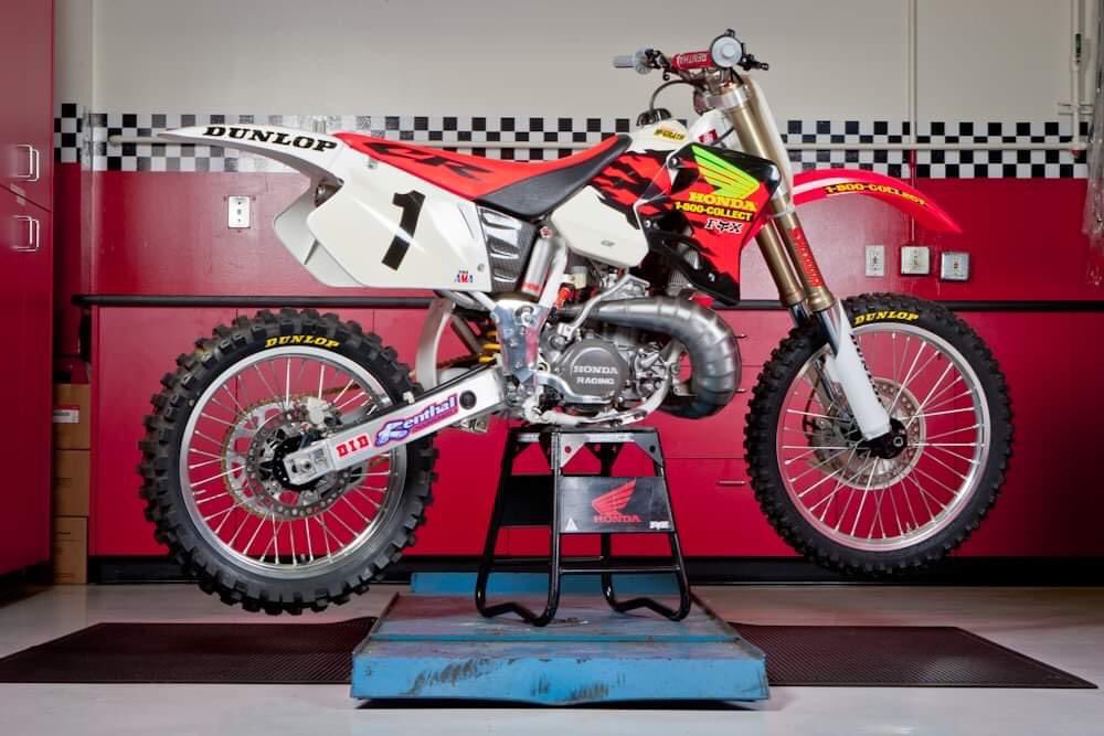 100PerCentMoto's tweet photo. Throttle Jockey stickers and seat covers are manufactured in the USA from the very best, premium quality materials to make your dirt bike look ultra cool !
IN STOCK in Melbourne and ready to ship NOW !
Click 👉 https://t.co/NUNwUjzRUx https://t.co/7WLi0F24ME
