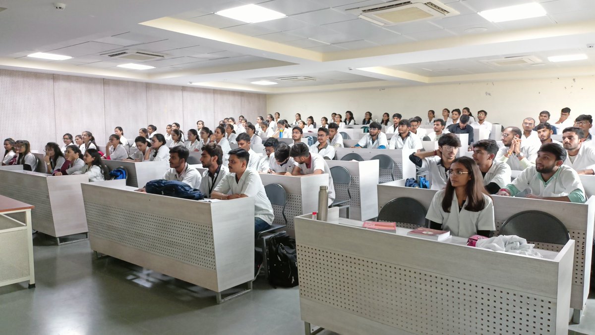 mriasofficial's tweet photo. Department of ROGNIDAN has organised webinar through Google meet and Facebook Live on 27th of August on the topic

INTEGRATED APPROACH TO RESPIRATORY SYSTEM EXAMINATION IN AYURVEDA

Dr.Subhash Waghe Sir who is a
Principal and Professor of 
Jupiter Ayurveda Medical College

#MRIAS https://t.co/v5BwiVQrgh