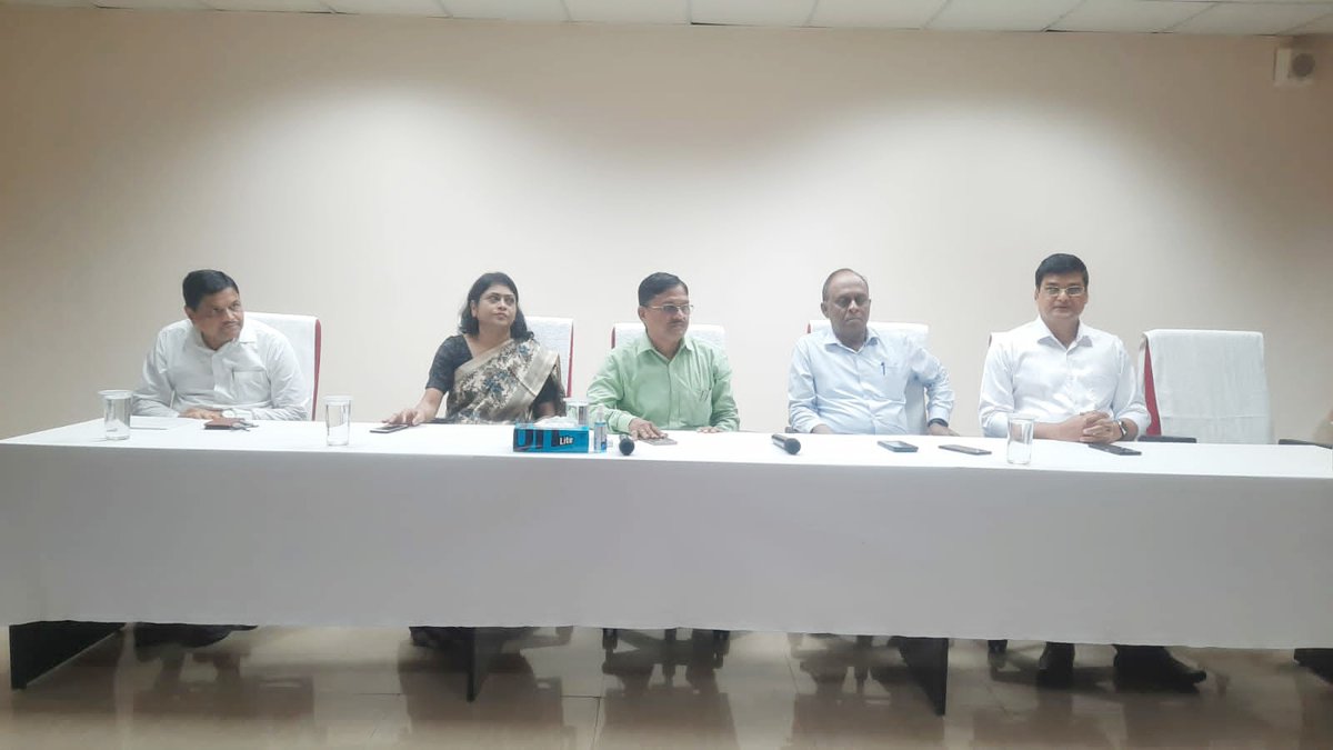 sudaodisha's tweet photo. Strengthening our #Jalasathi partners for effective Drinking Water Supply Management in urban areas has always been in prime-focus under #5T Governance Mantra. https://t.co/sNYrONNCy0