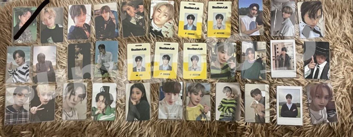 sunyeol0_0's tweet photo. 📌enhypen txt exo kep1er bulk pc (mostly enhypen sunghoon and sunoo)
📌RM 11K incl local post (already reduce the price)
📌will get unsealed album,digicode,season greetings 2022
(can dm me for pictures)
📌strictly all taken only before 20/9

#pasarENHYPEN
@ENHYPENPromo_MY https://t.co/zBPOqbd44e