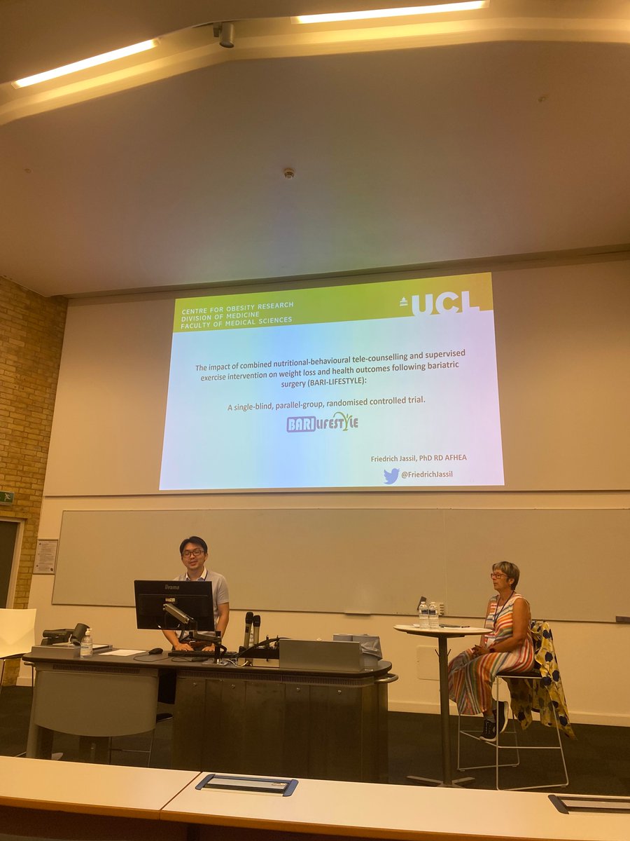 sallyabbottRD's tweet photo. Bright and early start at #UKCO first up in the weight management session, @FriedrichJassil presenting his PhD work 👏 chaired by the fabulous @CarlyAnnahughe1 https://t.co/Jv4ptcLgq1