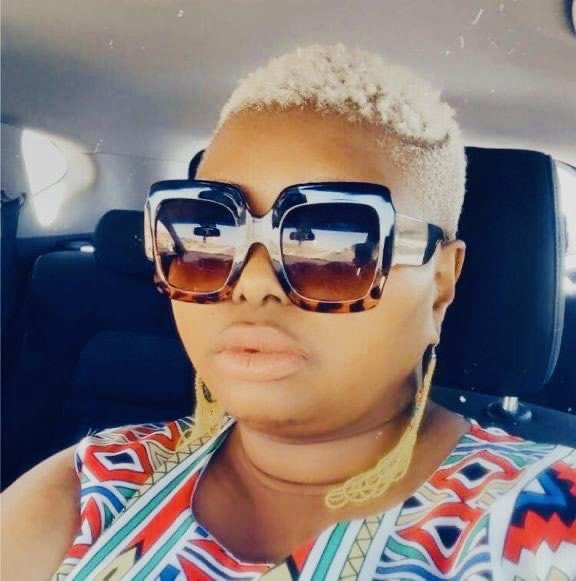mbally_mkhize's tweet photo. In support of ⁦@ThembaBroly⁩ will be cutting my braids going back to this and I will do Green💚💚💚
THEMBABROLY X INECTO 
#ThembaBrolyXInecto https://t.co/uZK2JgQjqn