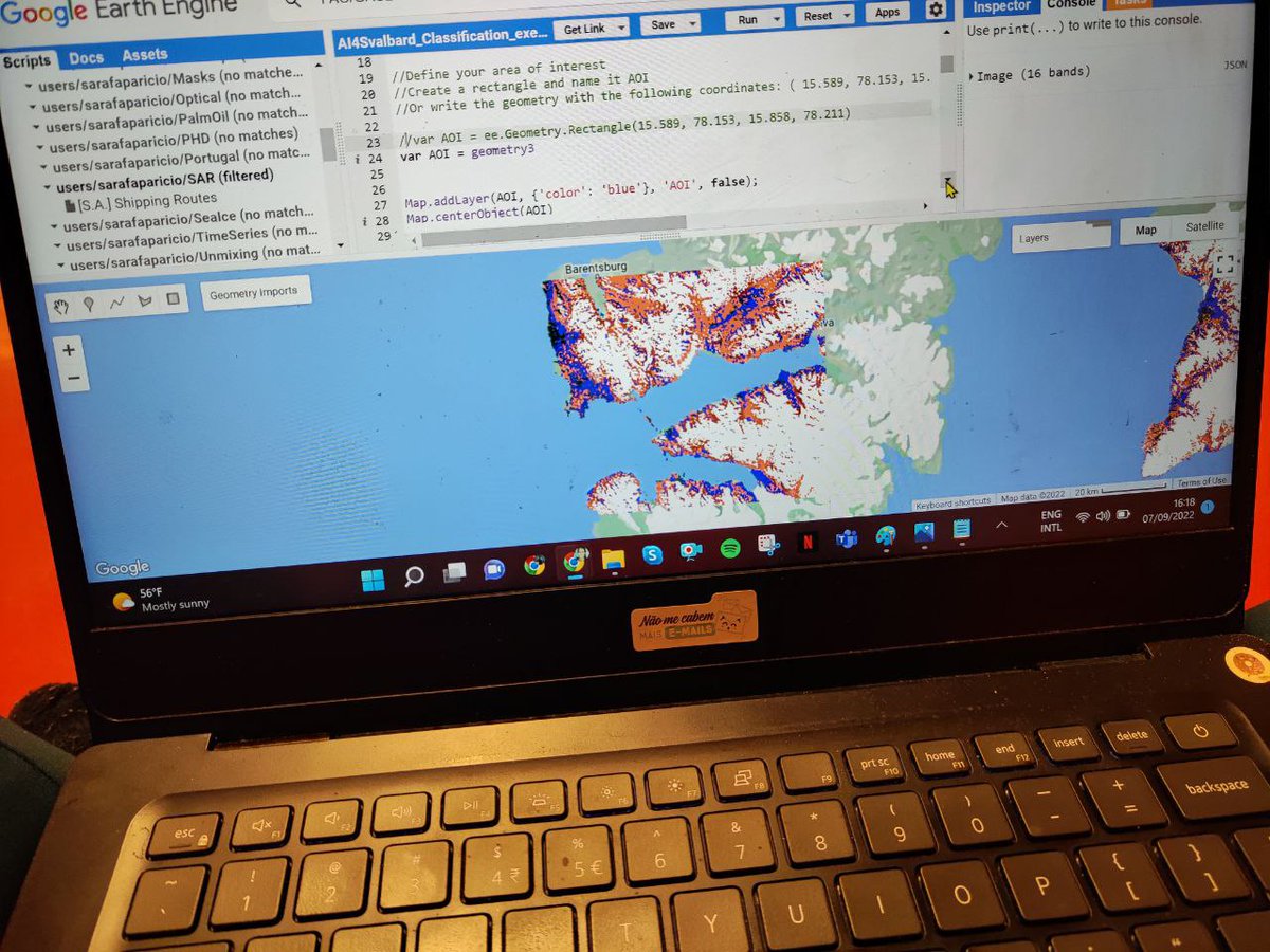 _SaraAparicio_'s tweet photo. About yesterday: leading/lecturing a real-life example from collecting in-situ (training) data in the #Arctic (Svalbard) and learn map/classification with #ArtificialIngelligence🧠 algorithms,   
@googleearth⚙️and @CopernicusEU🛰️ data!

❄️At @SIOS_KC #AI4Svalbard training course! https://t.co/2zQg1RC5Fx