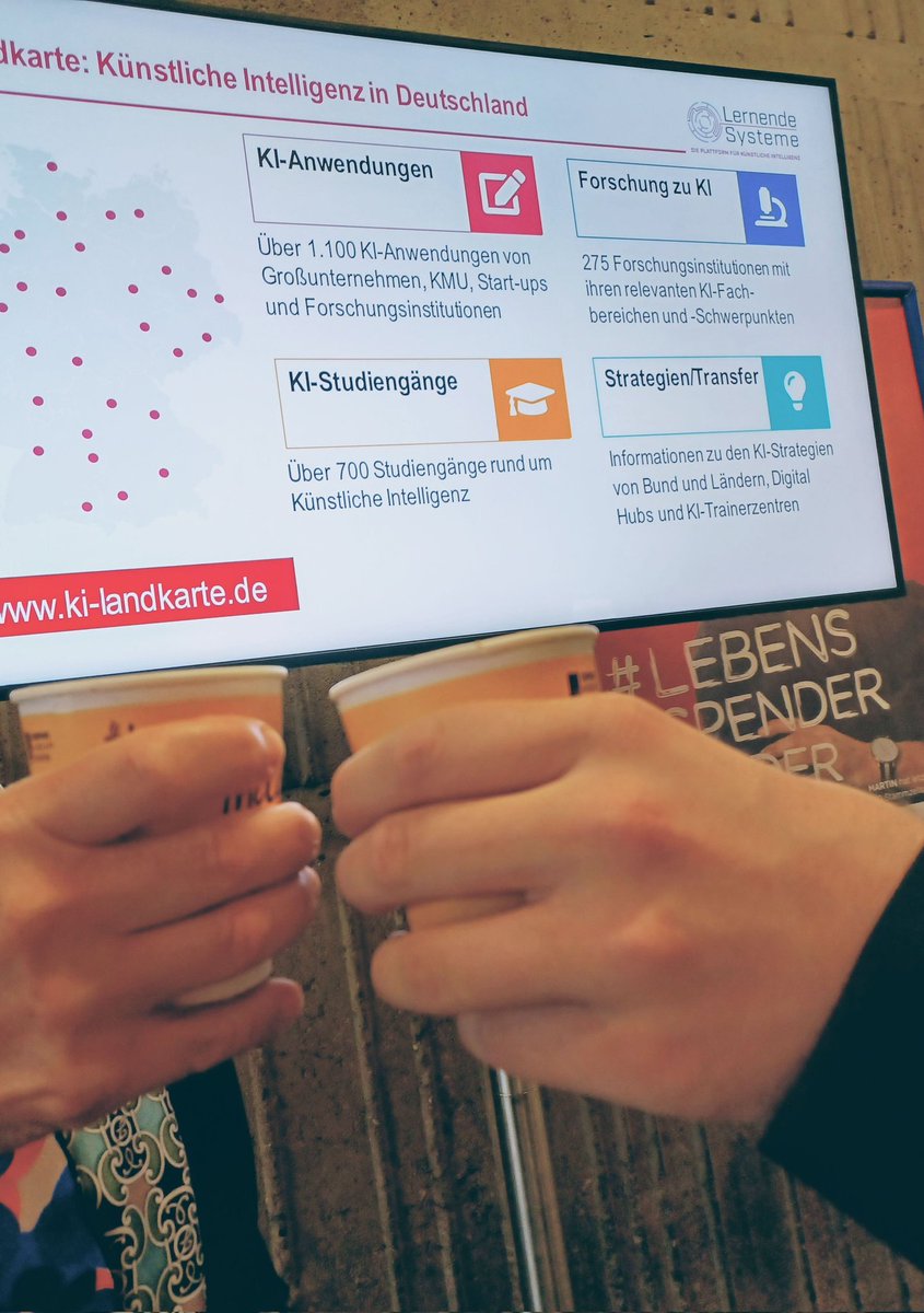 LernendeSysteme's tweet photo. Gleich geht's wieder los! Heute, am zweiten Tag des #FutureMobilitySummit, mit unserem Symposium auf der Expert Stage, 11.30 Uhr ๐ https://t.co/nbuVXunlQe #AI #butcoffeefirst #AutonomousVehicles @TspVerlag @KITKarlsruhe @Conti_Press @UniOldenburg https://t.co/Dm4L9Hh34p