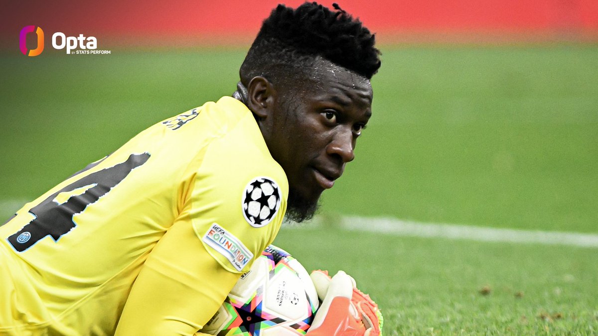 OptaPaolo's tweet photo. 10 - André Onana ha effettuato 10 parate in #InterBayern, più di ogni altro portiere dell'Inter in una gara di UEFA Champions League da quando Opta raccoglie questo dettaglio (dal 2003/04). Felino.
#UCL https://t.co/JC1vHZ78JS